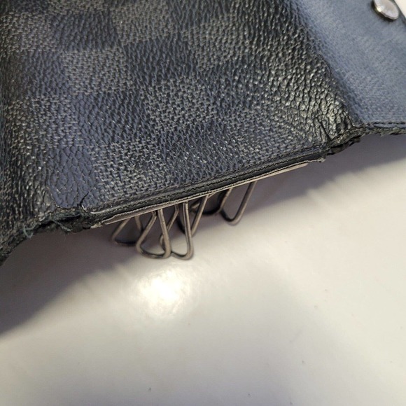 Authentic Louis Vuitton Damier Multicles 6 Key Hooks Case Graphite Small Check - Picture 8 of 10